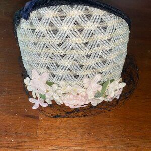 Vintage 1950s Woman’s Hat